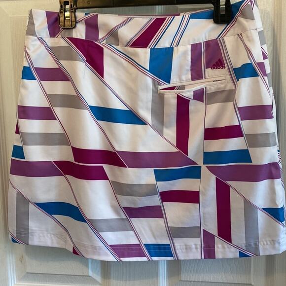 Adidas women’s 6 activewear print skort shorts - Picture 3 of 5